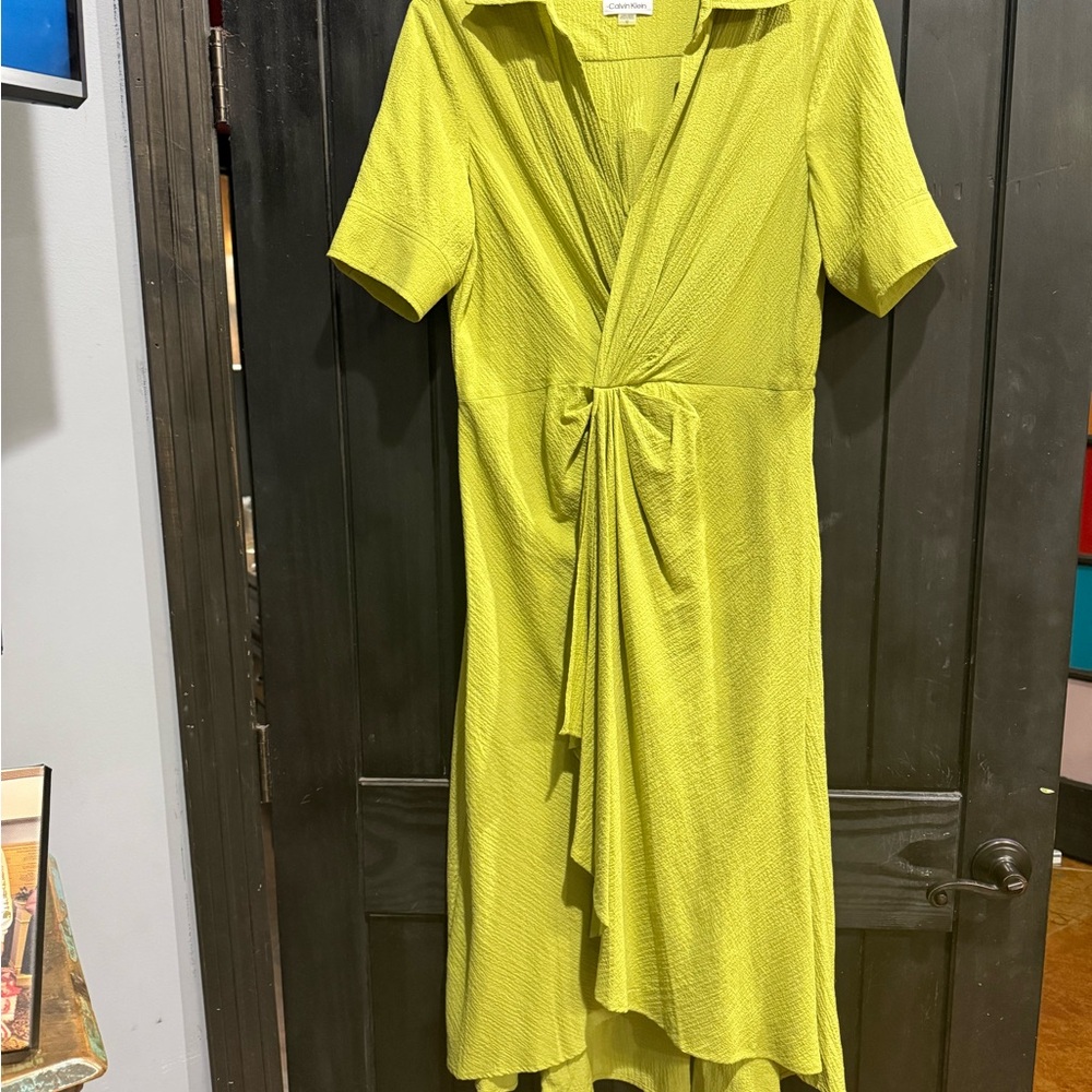 Calvin Klein Lime Knot-Front Collared Midi Dress - Picture 2 of 2